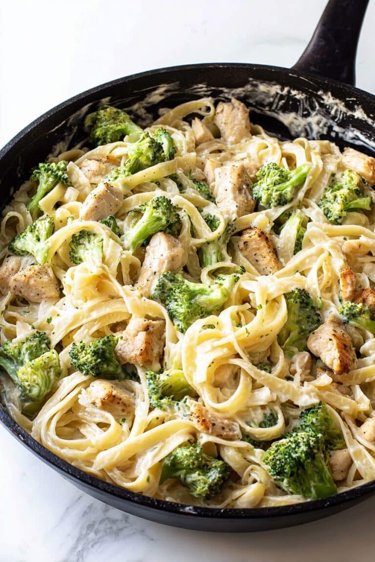 Creamy Chicken Broccoli Fettuccine Alfredo Recipe