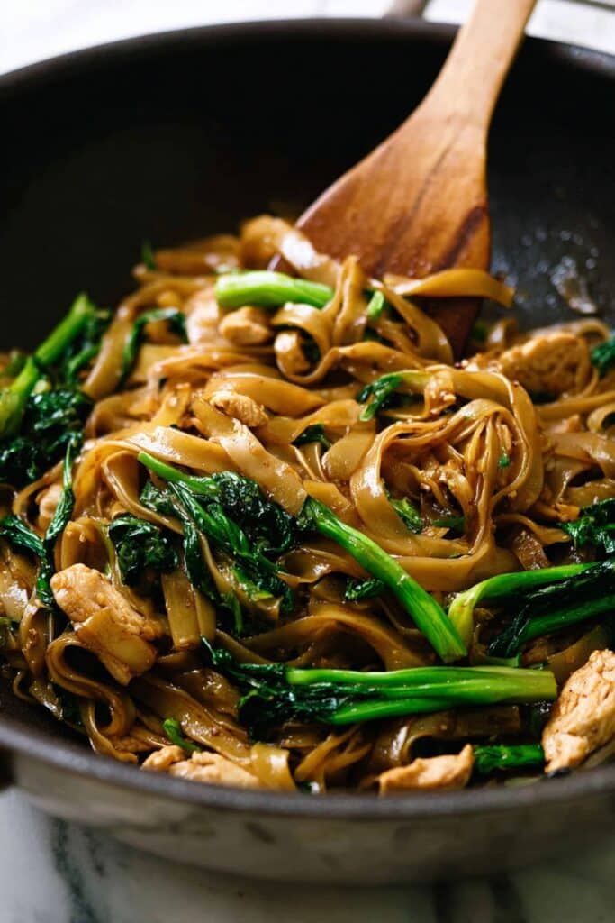 Authentic Thai Pad See Ew with Chicken Recipe