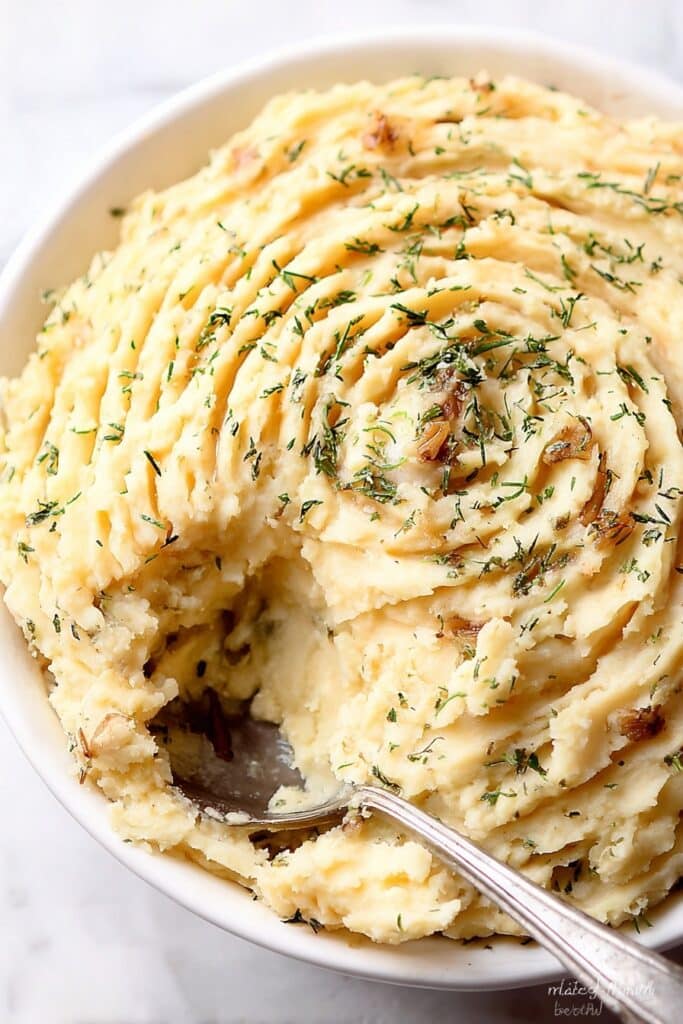 Creamy Cabbage Coleslaw Recipe