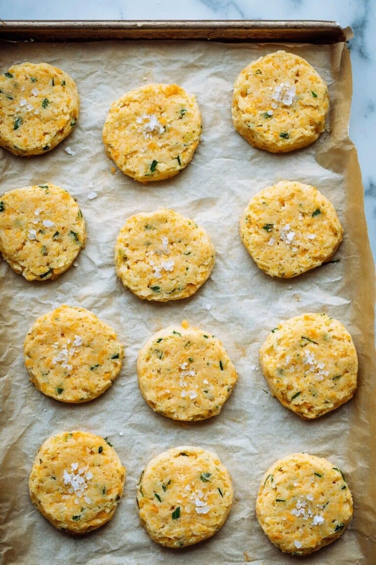 Chipotle Cheddar Crackers Recipe