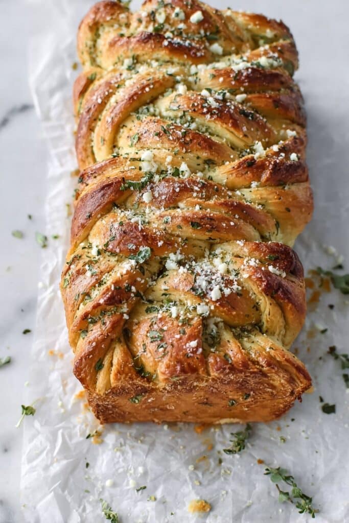Garlic Parmesan Pull-Apart Bread Recipe
