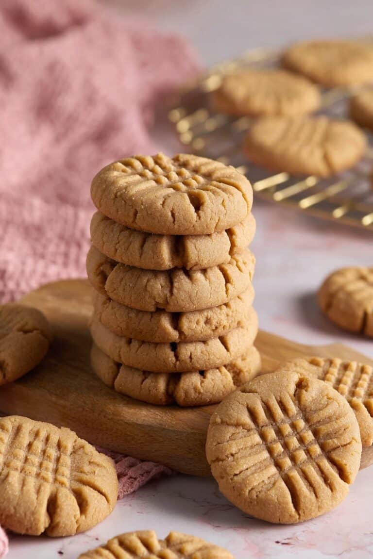 Easy Peanut Butter Cookies Recipe