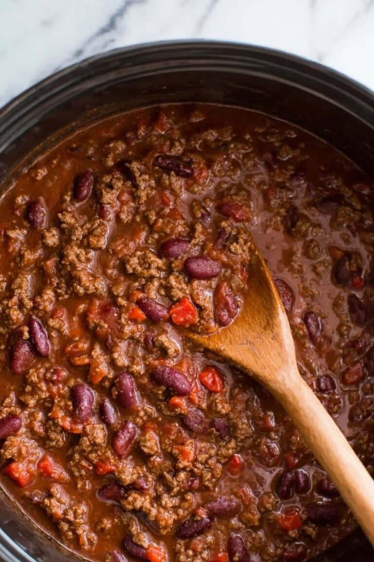 Easy Slow Cooker Ground Beef Chili Recipe